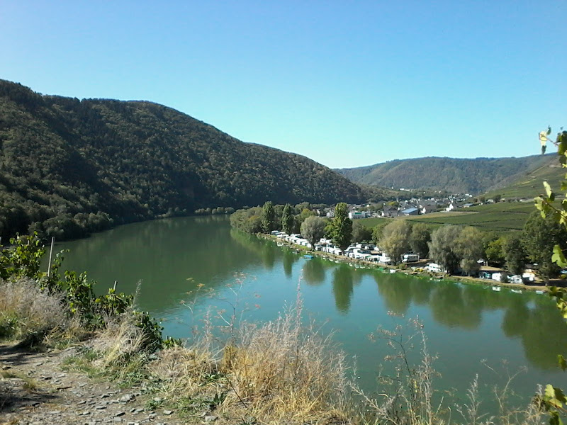 Fluss schlängelt sich durch die Berge, Kapitel 6 - Christian